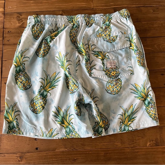 Men’s Ocean Current shorts - Picture 2 of 2